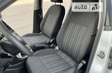 Седан Volkswagen Polo 2016 в 