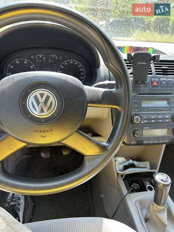 Хетчбек Volkswagen Polo 2005 в Києві