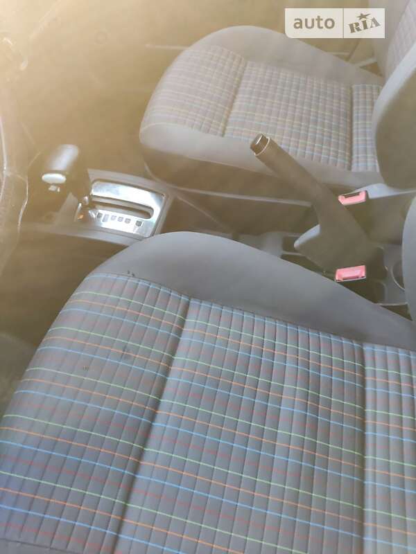 Хэтчбек Volkswagen Polo 2006 в Киеве