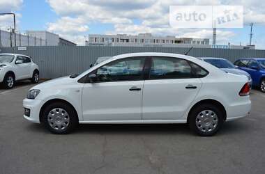 Седан Volkswagen Polo 2017 в Киеве