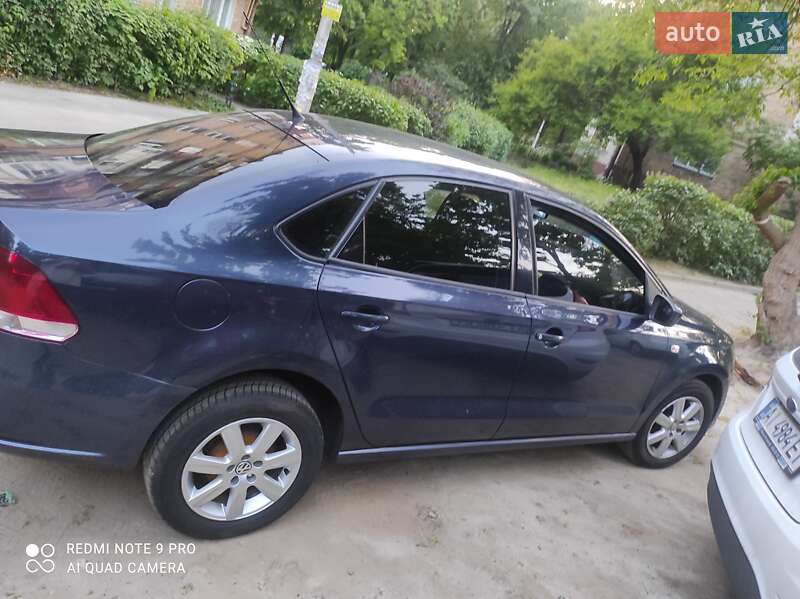 Седан Volkswagen Polo 2011 в Киеве