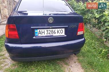 Седан Volkswagen Polo 1998 в 