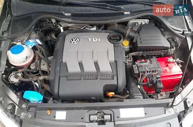 Хэтчбек Volkswagen Polo 2012 в 