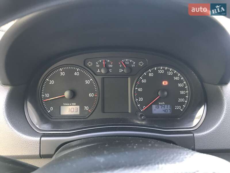 Хетчбек Volkswagen Polo 2006 в Івано-Франківську