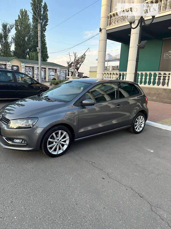 Хетчбек Volkswagen Polo 2016 в Черкасах