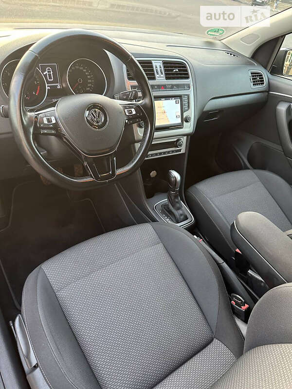Хетчбек Volkswagen Polo 2016 в Черкасах