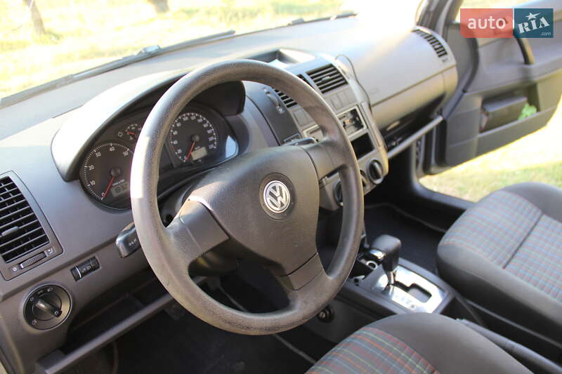Хэтчбек Volkswagen Polo 2008 в Киеве