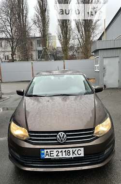 Седан Volkswagen Polo 2018 в Днепре