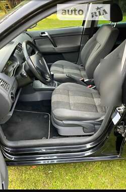 Хэтчбек Volkswagen Polo 2008 в Луцке
