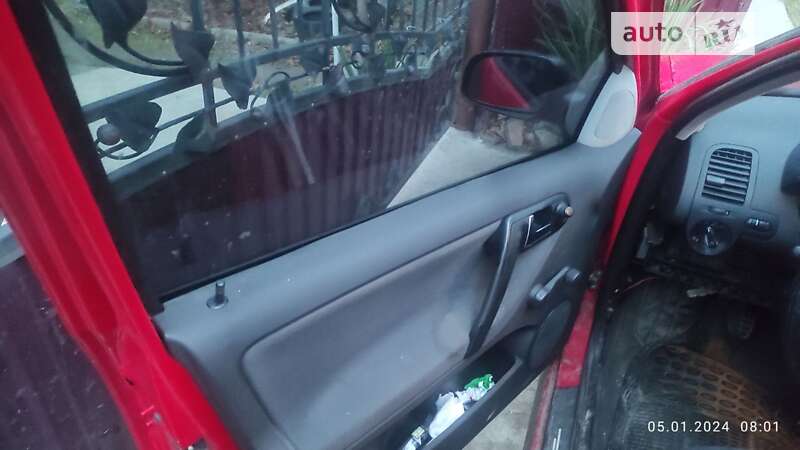 Хетчбек Volkswagen Polo 2000 в Коломиї