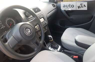 Хетчбек Volkswagen Polo 2012 в 