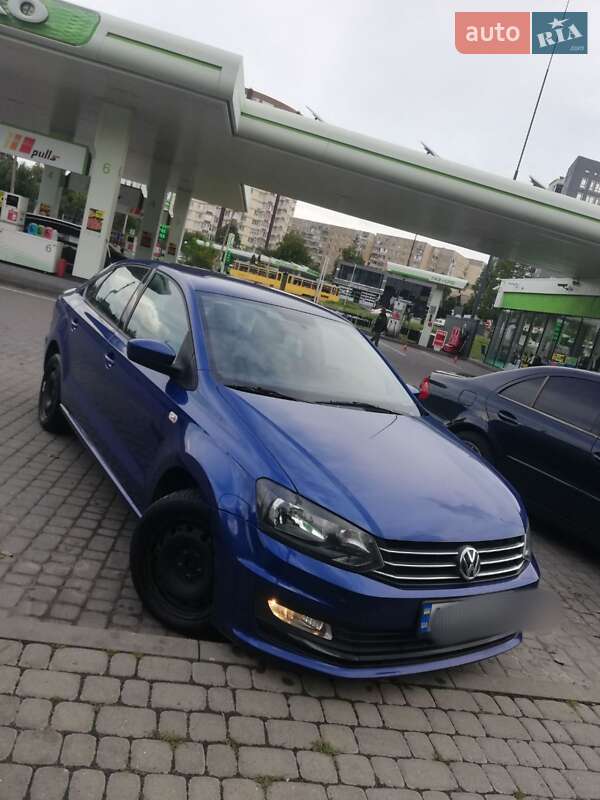 Седан Volkswagen Polo 2018 в Львові