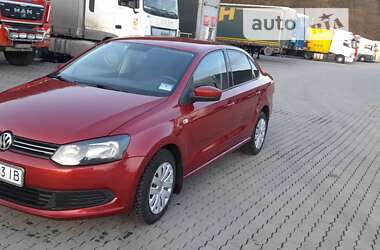 Седан Volkswagen Polo 2012 в Мукачевому