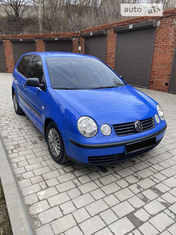 Хетчбек Volkswagen Polo 2002 в Дубровиці