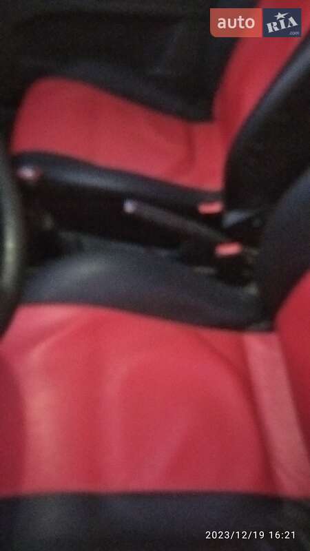 Хэтчбек Volkswagen Polo 2001 в Кропивницком