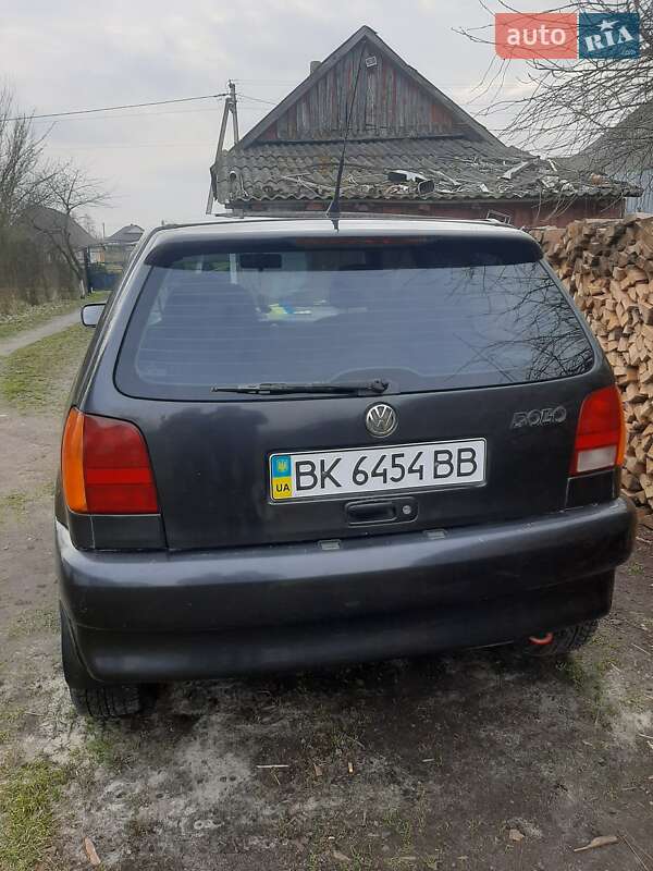 Хэтчбек Volkswagen Polo 1995 в Вараше