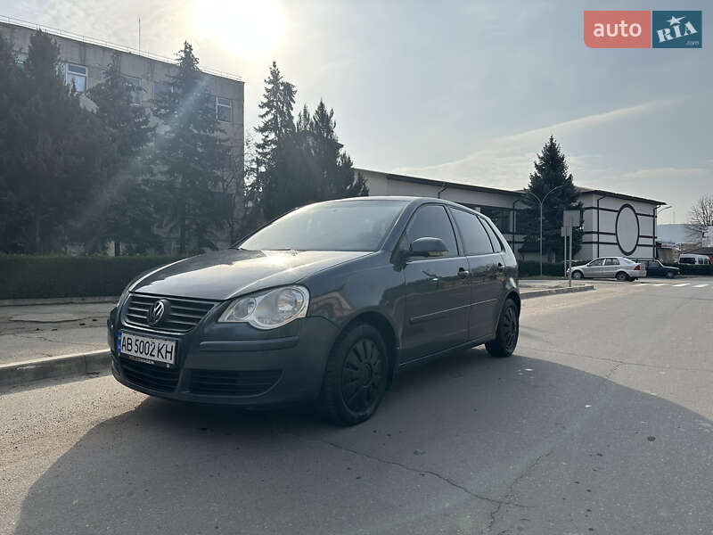 Хэтчбек Volkswagen Polo 2005 в Могилев-Подольске