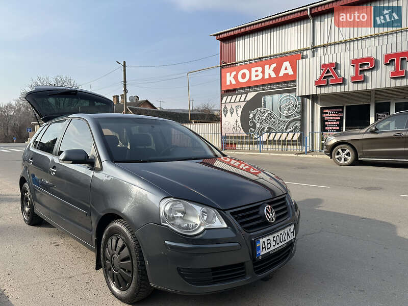 Хэтчбек Volkswagen Polo 2005 в Могилев-Подольске