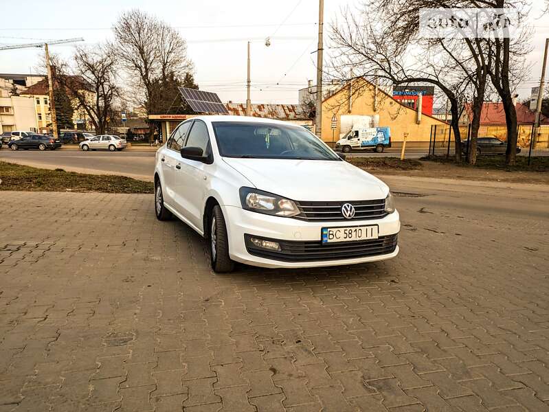 Седан Volkswagen Polo 2019 в Львове