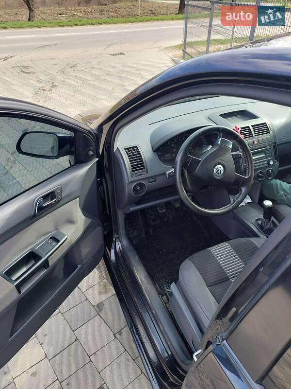 Хетчбек Volkswagen Polo 2008 в Ужгороді