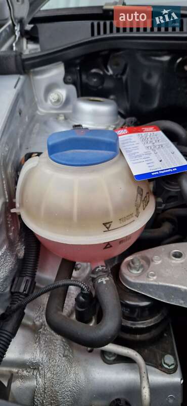 Хэтчбек Volkswagen Polo 2002 в Нежине