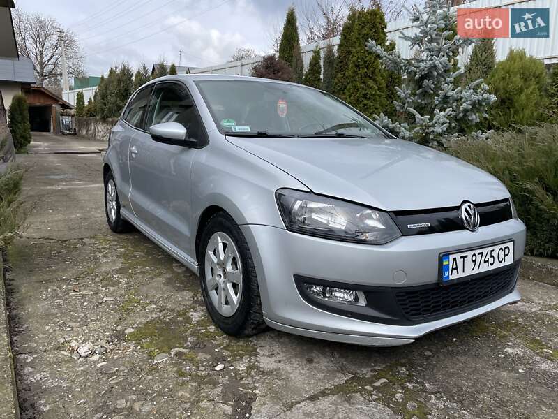 Хэтчбек Volkswagen Polo 2011 в Городенке