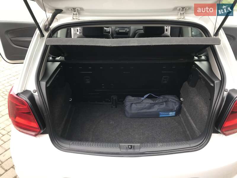 Хэтчбек Volkswagen Polo 2016 в Луцке