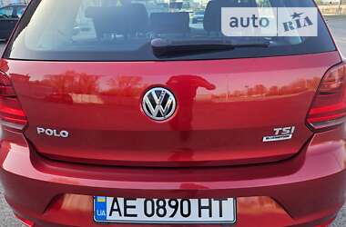 Хетчбек Volkswagen Polo 2015 в Дніпрі