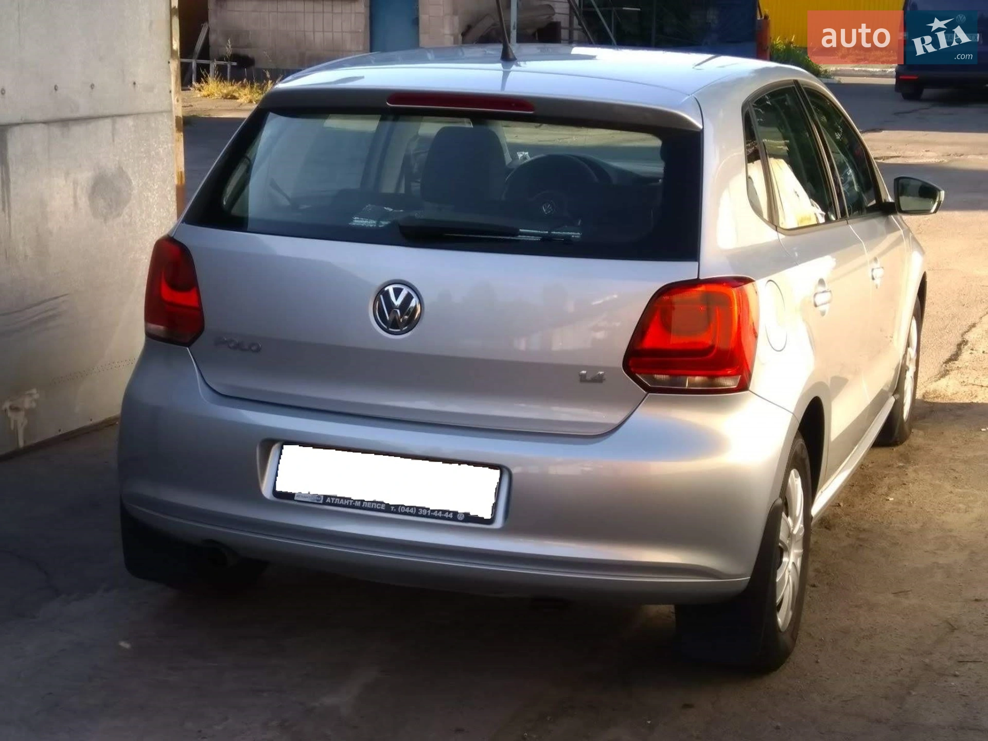 2010 Volkswagen Polo - мініатюра 3