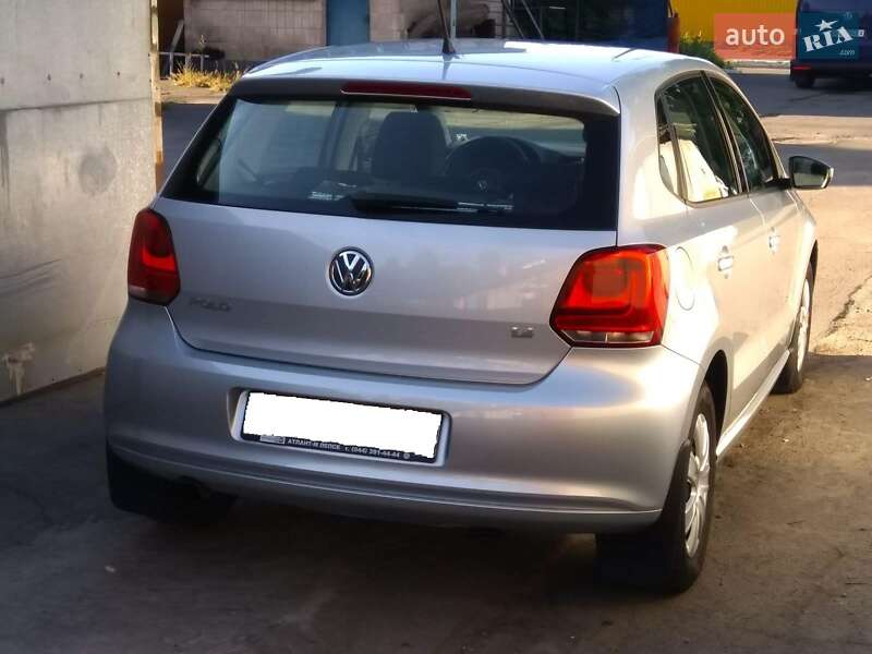 Хэтчбек Volkswagen Polo 2010 в Киеве