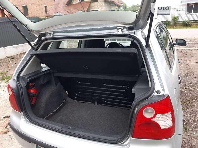 Хэтчбек Volkswagen Polo 2002 в Львове