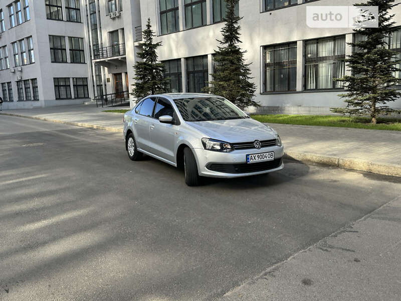 Седан Volkswagen Polo 2012 в Харькове