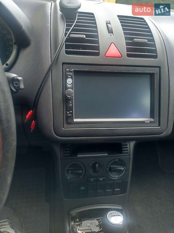 Хетчбек Volkswagen Polo 2001 в Славському