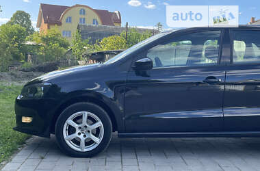 Хэтчбек Volkswagen Polo 2011 в Болехове