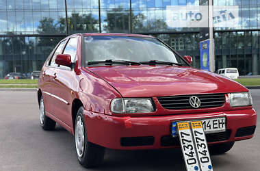 Седан Volkswagen Polo 1999 в Тернополе