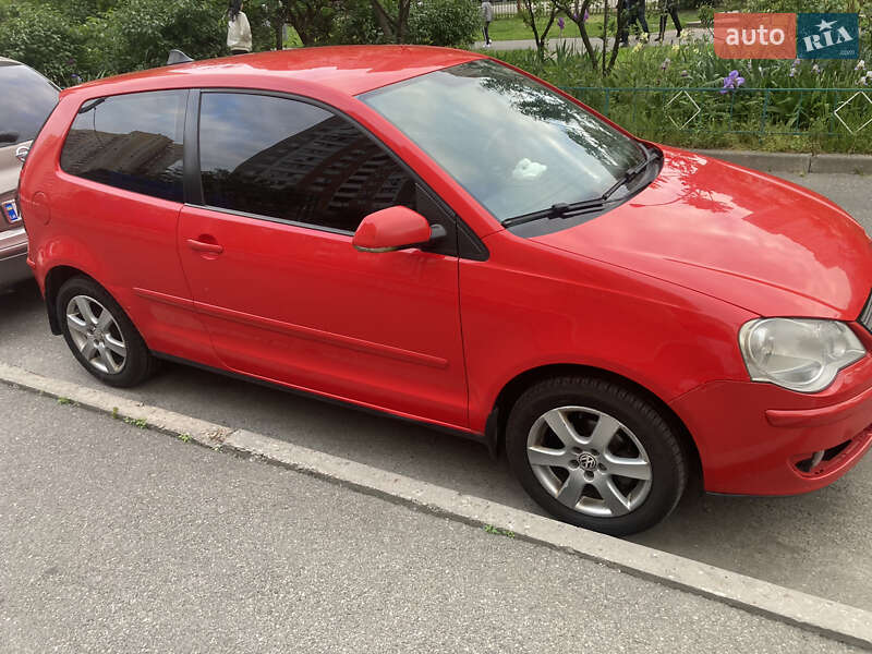 Хэтчбек Volkswagen Polo 2008 в Киеве