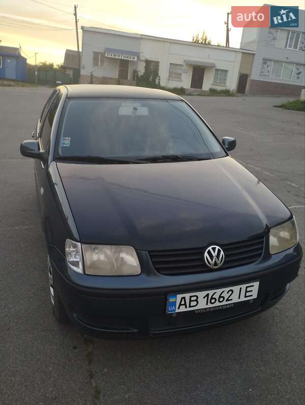 Хетчбек Volkswagen Polo 2000 в 