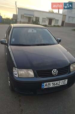 Хетчбек Volkswagen Polo 2000 в 