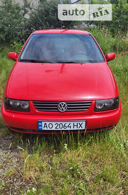 Хетчбек Volkswagen Polo 1997 в Ужгороді