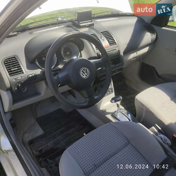 Седан Volkswagen Polo 2000 в Володимирі