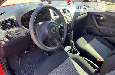 Хэтчбек Volkswagen Polo 2010 в Черновцах