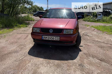 Хэтчбек Volkswagen Polo 1996 в Коростене