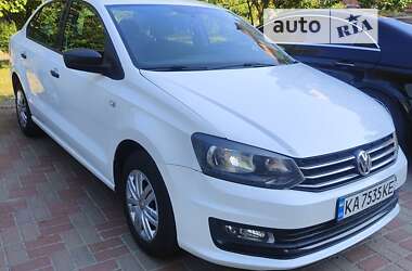 Седан Volkswagen Polo 2019 в Киеве