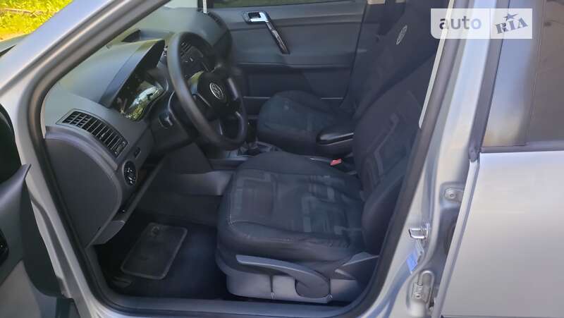 Хетчбек Volkswagen Polo 2005 в Глибокій