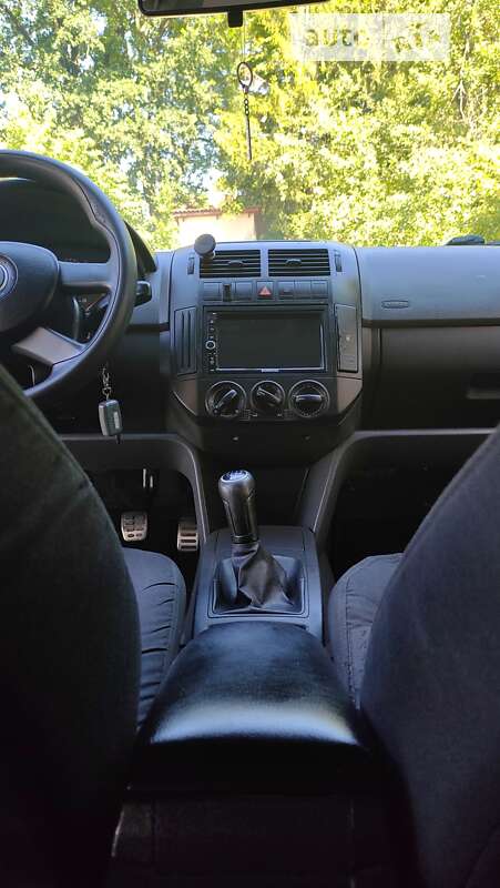 Хетчбек Volkswagen Polo 2005 в Глибокій