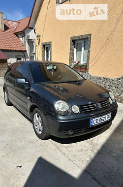 Хетчбек Volkswagen Polo 2002 в Чернівцях