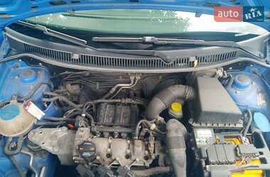 Хетчбек Volkswagen Polo 2008 в 