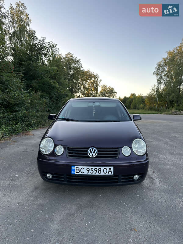 Хэтчбек Volkswagen Polo 2004 в Старом Самборе