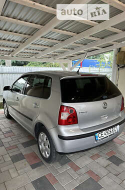 Хетчбек Volkswagen Polo 2002 в Чернівцях