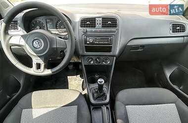 Хэтчбек Volkswagen Polo 2011 в Черновцах